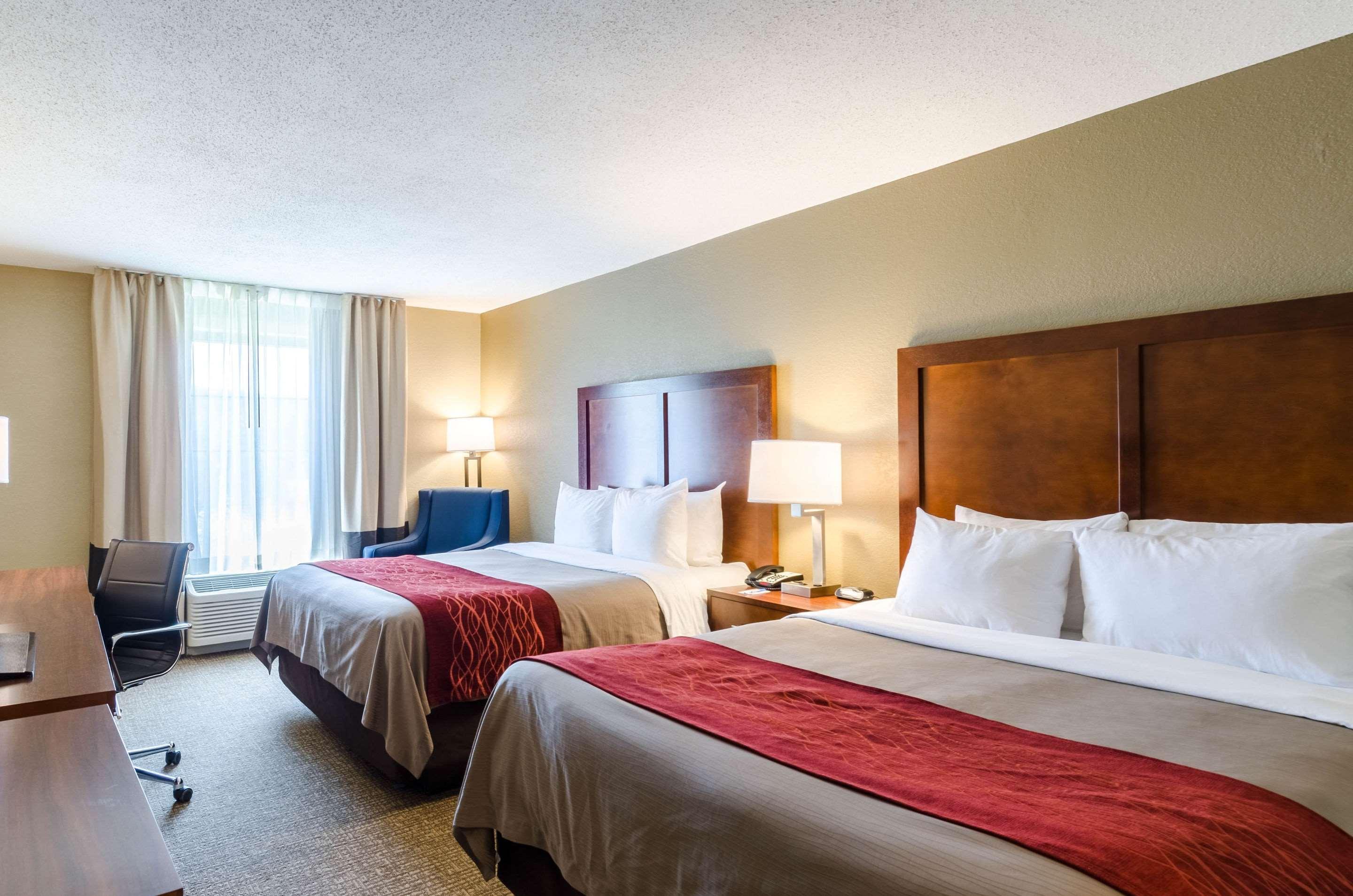 COMFORT INN RANDOLPH-BOSTON 3⋆ ::: RANDOLPH, UNITED STATES ::: COMPARE  HOTEL RATES